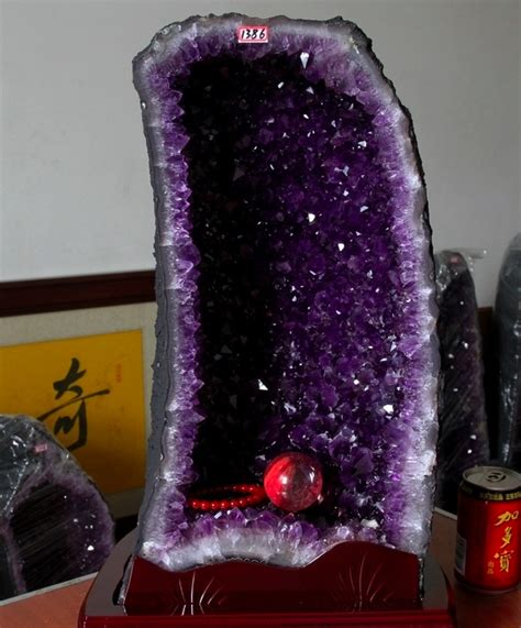 彌勒佛 風水佈局紫水晶洞擺放位置